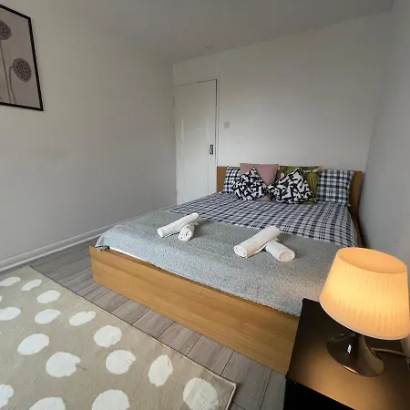 Enormous Family Flat Apartment London Exterior photo